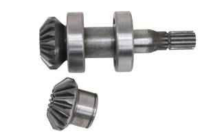 Kubota - 12 Kubota RTV400Ci Transmission Bevel Gears Output Shaft - Image 2