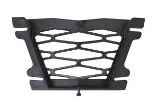 18 Can-Am Commander Max 1000 XT Middle Upper Grill Facia
