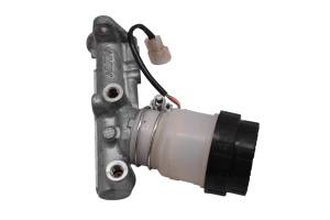 Kubota - 12 Kubota RTV400Ci Rear Brake Master Cylinder - Image 3