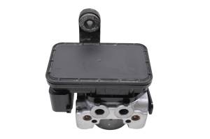 17 Kawasaki Z900 ABS Abs Oil Pump Assembly