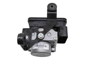 Kawasaki - 17 Kawasaki Z900 ABS Abs Oil Pump Assembly - Image 3
