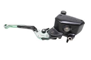 Kawasaki - 17 Kawasaki Z900 ABS Front Brake Master Cylinder & Lever - Image 3