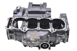 Kawasaki - 17 Kawasaki Z900 ABS Crankcase Center Crank Case - Image 2