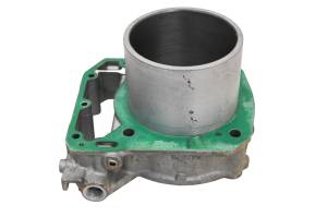 Can-Am - 23 Can-Am Defender Max HD7 Cylinder - Image 3
