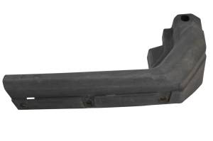 23 Can-Am Defender Max HD7 Right Central Cover