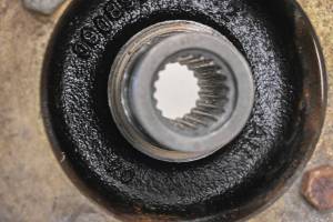 Polaris - 06 Polaris Ranger 500 4x4 EFI Front Wheel Hub & Rotor Left Or Right - Image 3