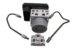 24 Yamaha XSR900 Abs Oil Pump Assembly