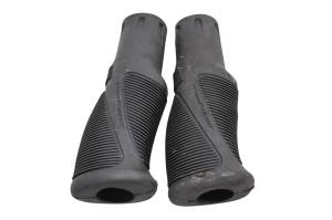 Yamaha - 18 Yamaha Waverunner GP1800 Handlebar Grips - Image 2