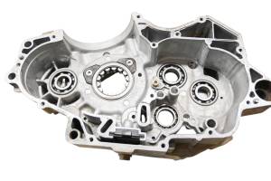 Polaris - 03 Polaris Predator 500 2x4 Crankcase Center Crank Case - Image 8