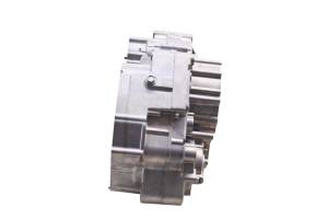 Polaris - 03 Polaris Predator 500 Crankcase Center Crank Case - Image 6
