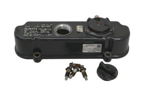 16 Kubota RTV-X900W Valve Cover