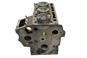 Kubota - 16 Kubota RTV-X900W Crankcase Center Crank Case & Cylinders & Pistons - Image 2