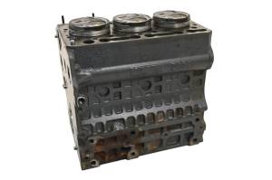 Kubota - 16 Kubota RTV-X900W Crankcase Center Crank Case & Cylinders & Pistons - Image 3