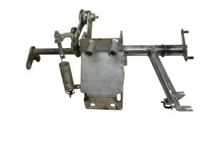 Kubota - 16 Kubota RTV-X900W Shift Shaft Lever Bracket Mount - Image 3