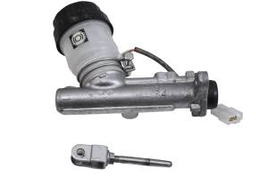 Kubota - 23 Kubota RTV520 Front Brake Master Cylinder & Lever - Image 2