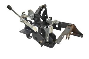 Kubota - 16 Kubota RTV-X900W Brake & Throttle Pedal Bracket Mount - Image 2