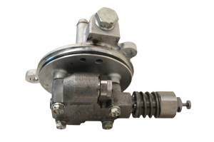 Kubota - 16 Kubota RTV-X900W Hydraulic Control Valve - Image 3