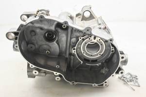 Yamaha - 20 Yamaha Kodiak 450 Crankcase Center Crank Case - Image 1