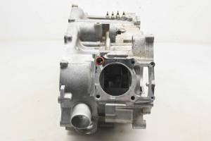Yamaha - 20 Yamaha Kodiak 450 Crankcase Center Crank Case - Image 3