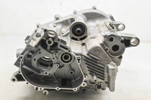 Yamaha - 20 Yamaha Kodiak 450 Crankcase Center Crank Case - Image 6