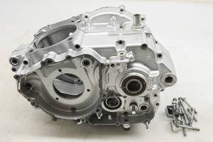 22 Kawasaki KLX300SM Crankcase Center Crank Case