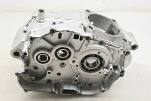 Kawasaki - 22 Kawasaki KLX300SM Crankcase Center Crank Case - Image 3