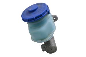 Kubota - 18 Kubota RTV-X900W Rear Brake Master Cylinder - Image 3