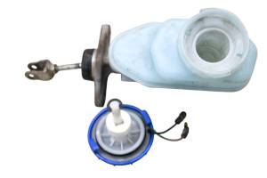 Kubota - 16 Kubota RTV-X1140W Brake Master Cylinder - Image 3