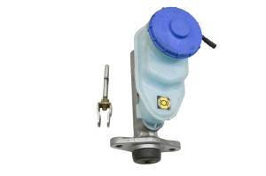 Kubota - 17 Kubota RTV Front Brake Master Cylinder - Image 3