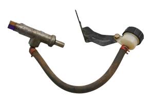 99 Polaris Scrambler 500 4x4 Rear Brake Master Cylinder