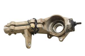 99 Polaris Scrambler 500 4x4 Front Left Spindle Knuckle