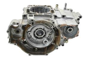 Polaris - 00 Polaris Scrambler 500 4x4 Crankcase Center Crank Case - Image 3