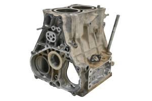 Kubota - 16 Kubota RTV500 Crankcase Center Crank Case & Cylinders - Image 2