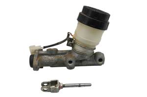 Kubota - 16 Kubota RTV500 Front Brake Master Cylinder - Image 2