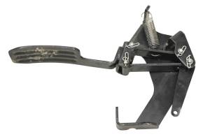 Kubota - 17 Kubota RTV-X1140 Accelerator Pedal - Image 2