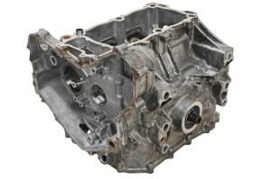Kubota - 21 Kubota RTV-XG850 Crankcase Center Crank Case Sidekick 850 - Image 3