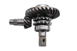 23 Bighorn Explorer 450 VXL-T Transmission Bevel Gears Output Shaft - Image 2