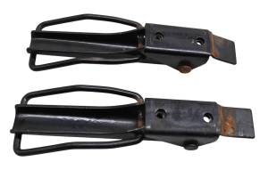 23 Bighorn Explorer 450 VXL-T Tailgate Latches - Image 4