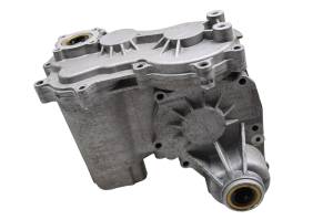 23 Bighorn Explorer 450 VXL-T Transmission Gear Case Housing - Image 3