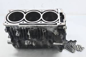 20 Sea-Doo GTX 300 Limited Crankcase Center Crank Case & Cylinders