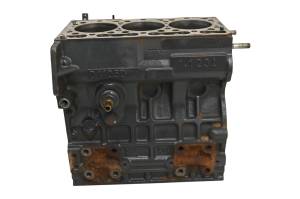Kubota - 21 Kubota RTV-X1140W Crankcase Center Crank Case & Pistons - Image 4