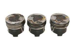 Kubota - 21 Kubota RTV-X1140W Crankcase Center Crank Case & Pistons - Image 9