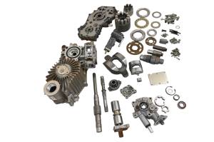Kubota - 21 Kubota RTV-X1140W Hydraulic Pump Assembly Hst - Image 2