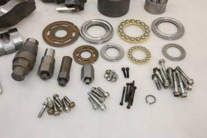 Kubota - 21 Kubota RTV-X1140W Hydraulic Pump Assembly Hst - Image 6