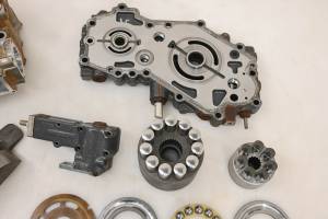 Kubota - 21 Kubota RTV-X1140W Hydraulic Pump Assembly Hst - Image 7