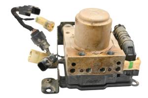 Honda - 19 Honda Talon 1000X Abs Anti-Lock Brake Pump Unit Honda - Image 1