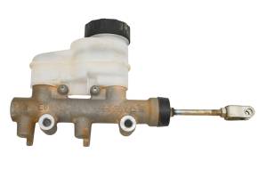 Polaris - 23 Polaris Pro-XD Mid-Size Crew Front Brake Master Cylinder - Image 2