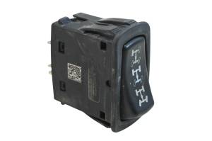 23 Polaris Pro-XD Mid-Size Crew Awd Switch