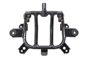 Suzuki - 05 Suzuki Burgman 650 Passenger Back Rest Bracket Mount AN650 - Image 1