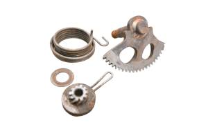 02 Polaris Scrambler 50 Kick Start Gear Spindle